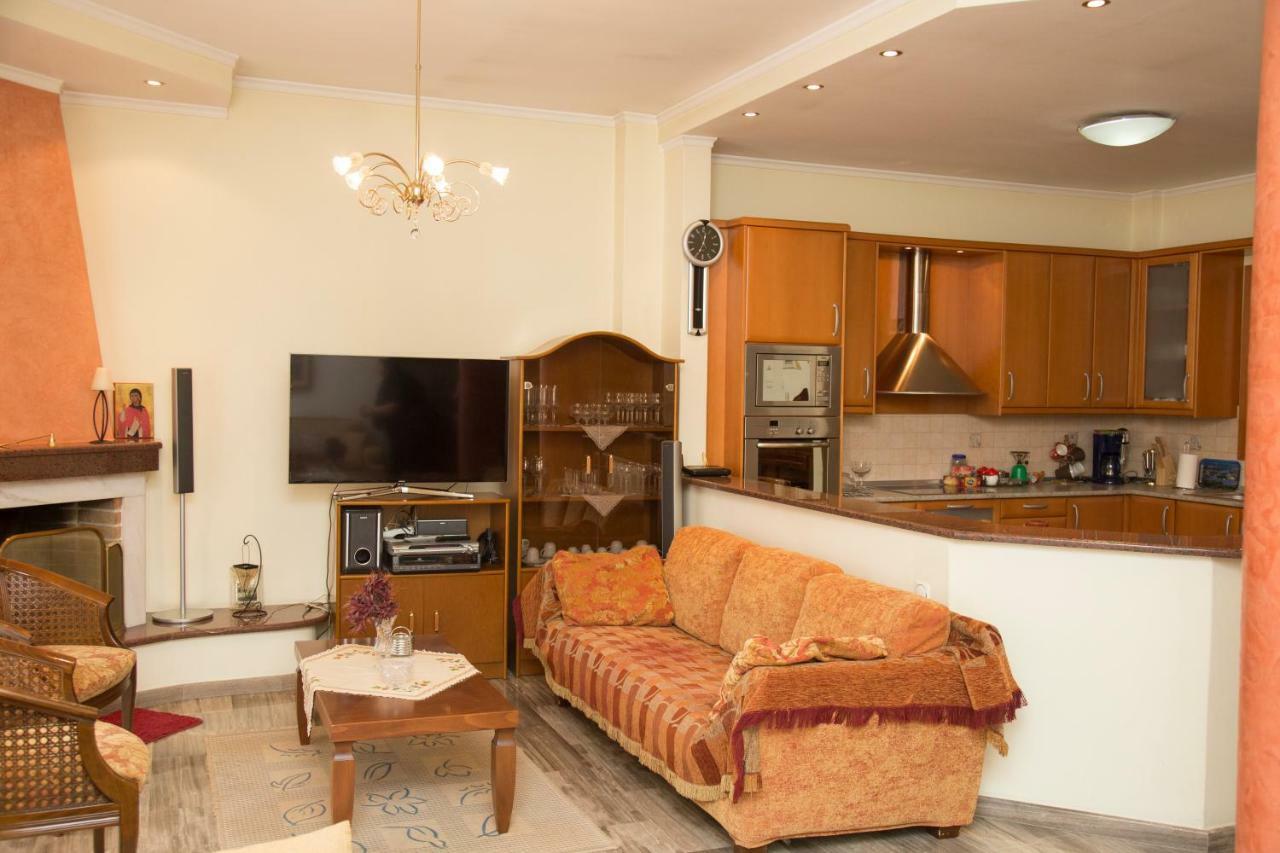 Veta'S Spacious Central Apartment Сере Экстерьер фото