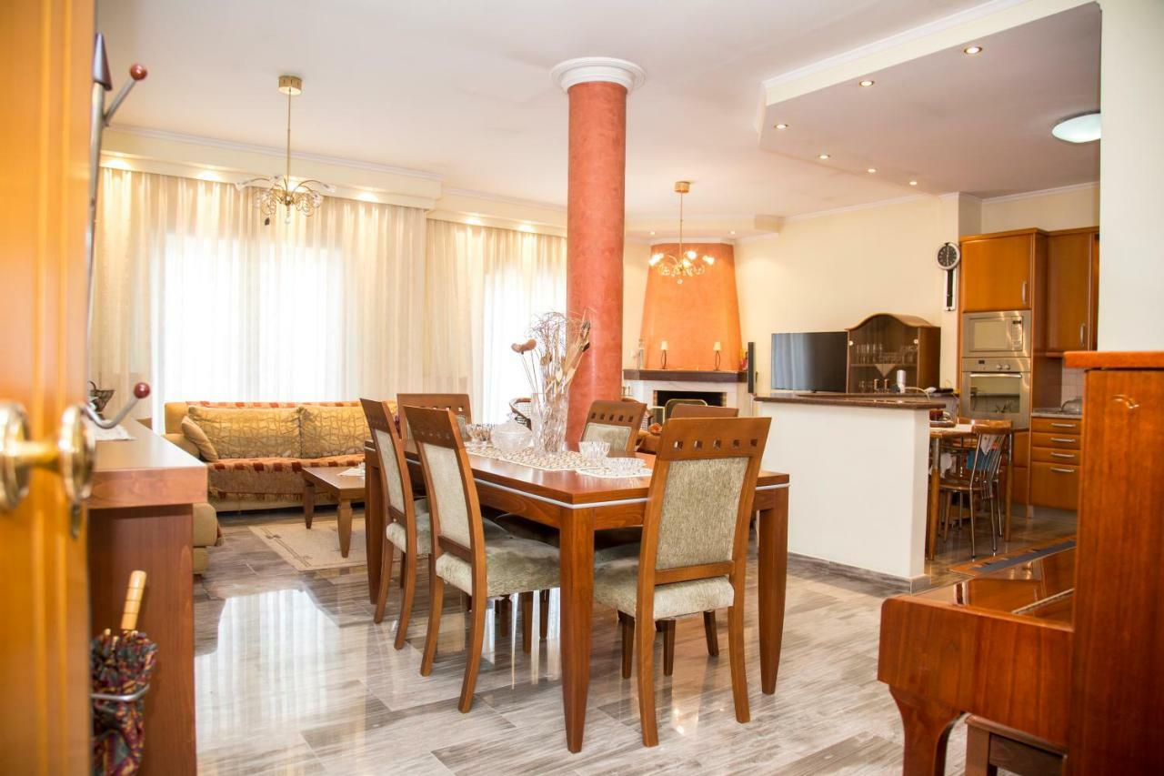 Veta'S Spacious Central Apartment Сере Экстерьер фото